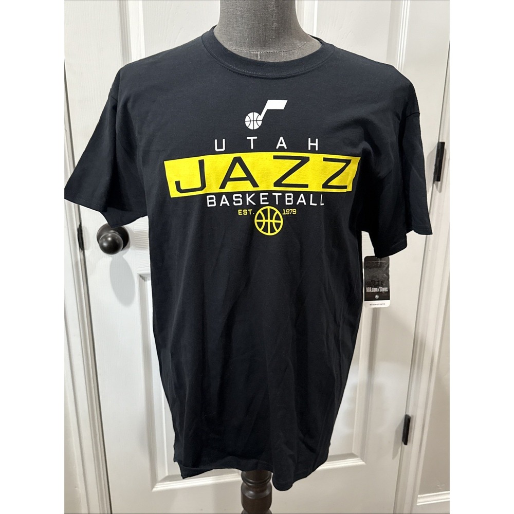 NBA Utah Jazz Basketball Black T-Shirt with Yellow Logo - Large - New With Tags